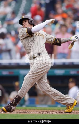 DETROIT, MI - 27. JULI: San Diego Padres ernannte Manny Machado (13) Bats gegen die Detroit Tigers im Comerica Park am 27. Juli 2022 in Detroit, Michigan. (Foto: Joe Robbins/Image of Sport) Stockfoto