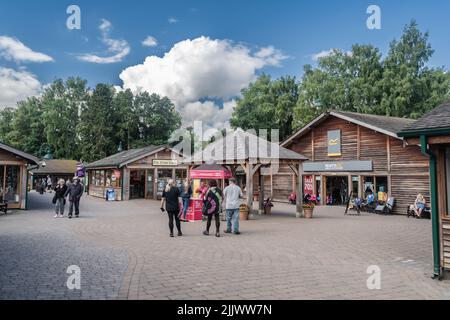 Trentham Gardens Einzelhandel Dorf Landschaft, Staffordshire Großbritannien. Stockfoto