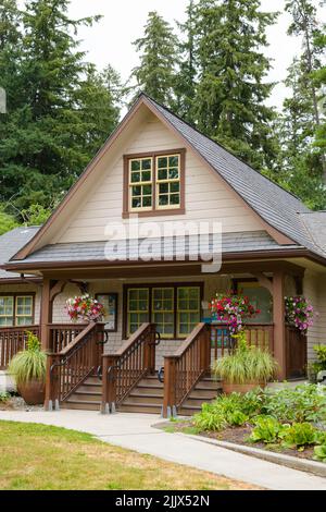 Redmond, WA, USA - 22. Juli 2022 - Parkbüro im Marymoor Park in Redmond Washington, einem King County Park Stockfoto