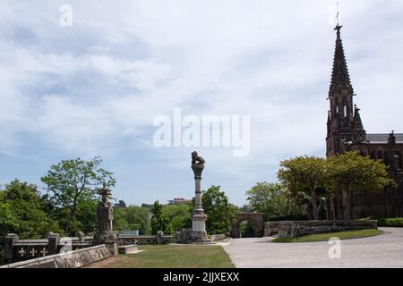 Die Terrasse des Palacio de Sobrellano in Comillas Stockfoto