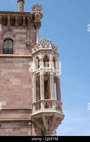 Detail des Palastes von Sobrellano in Comillas Stockfoto