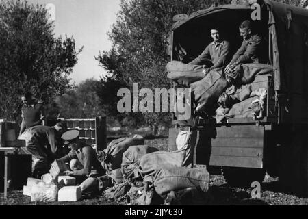 Post-Briefe-Pakete Etc. - Australian Military. 18.Mai 1942. (Foto von A.I.F. Foto). Stockfoto