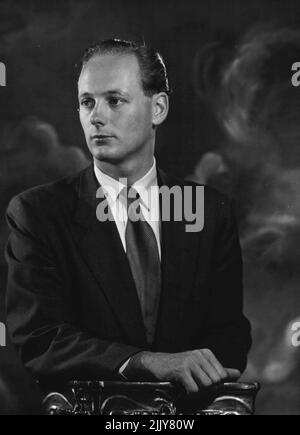 Lord Montagu of Beaulieu -- Edward John Barrington Douglas-Scott-Montagu, 3. Baron Montagu of Beaulieu. 21. August 1953. (Foto von Anthony Armstrong-Jones, Camera Press). Stockfoto