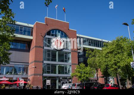 Hamburg, 23. Juni 2022, das Millerntor-Stadion vom FC St. Pauli Stockfoto