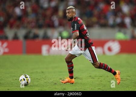 RIO DE JANEIRO-RJ, , 27.07.2022 - Arturo Vidal do Flamengo, durante a partida entre Flamengo e Athletico, pelas Quaras de final da Copa do Brasil 2022, no Estádio do Maracanã nesta quara-feira 27. Foto: Daniel Castelo Branco/DiaEsportivo/Pressinphoto Stockfoto