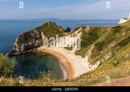 Man of war Bay umschließt man O'war Cove an der Dorset-Küste zwischen den Landzungen von Durdle Door im Westen und man O war Head im Osten Stockfoto