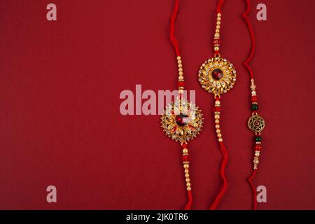 Dekorative Rakhi für Raksha Bandhan, indisches Festival für die Bonding-Feier von Bruder und Schwester Stockfoto