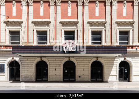 Das Vic ist ein Veranstaltungsort im Lake View-Viertel von Chicago mit einer Kapazität von 1.400 Personen, wo Musik- und Filmveranstaltungen stattfinden. Stockfoto