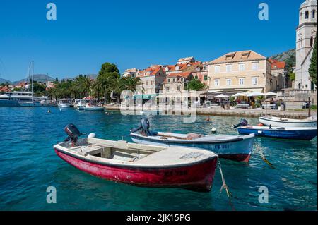 Die Küstenansicht von Cavtat an der Adria, Cavtat, Dubrovnik Riviera, Kroatien, Europa Stockfoto