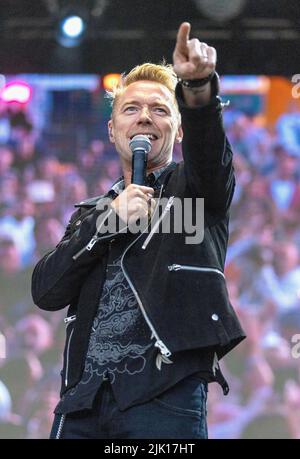 READING, UK. 25. Juli 2022: Ronan Keating tritt auf der Bühne des Flackstock Festivals in Reading, in der englischen Grafschaft von Bekshire, auf. Kredit: S.A.M./Alamy Live Nachrichten Stockfoto