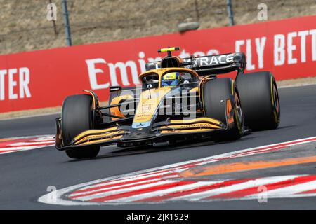 Magyorod, Ungarn. 29.. Juli 2022. Magyorod, Ungarn. Juli 29. 2022. Formel 1 großer Preis von Ungarn in Hungaroring, Ungarn. Im Bild: #4 Lando Norris (GBR) von McLaren während der ersten Trainingseinheit Credit: Piotr Zajac/Alamy Live News Stockfoto