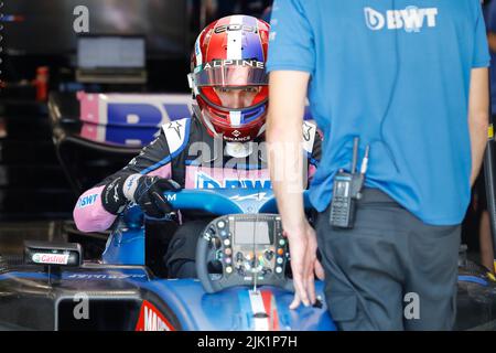 Magyorod, Ungarn. Juli 29. 2022. Formel 1 großer Preis von Ungarn in Hungaroring, Ungarn. Im Bild: #31 Esteban Ocon (FRA) von Alpine während des zweiten Trainings © Piotr Zajac/Alamy Live News Stockfoto