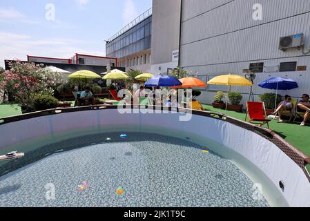 Budapest, Ungarn. 29.. Juli 2022. Paddock-Atmosphäre. Großer Preis von Ungarn, Freitag, 29.. Juli 2022. Budapest, Ungarn. Quelle: XPB Images Ltd/Alamy Live News Stockfoto