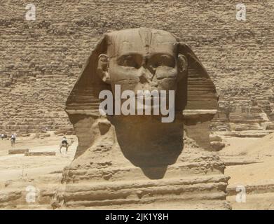 PYRAMIDE UND SPHINX IM TAL VON GIZEH ÄGYPTEN. Stockfoto