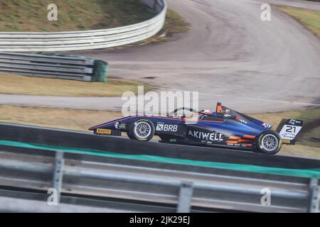 Sao Paulo, Brasilien. 29.. Juli 2022. São PAULO, SP - 29.07.2022: F'RMULA 4 BRASIL EM INTERLAGOS - Álvaro Cho während des Qualifyings der Formel 4 Brasilien in Interlagos, São Paulo, am Nachmittag dieses Freitags (29). (Foto: Yuri Murakami/Fotoarena) Quelle: Foto Arena LTDA/Alamy Live News Stockfoto