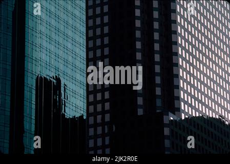 Allied Bank (L) und First International Plaza, Houston, Texas Stockfoto