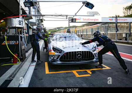 Pit-Lane, AKKODIS ASP Team, Mercedes-AMG GT3 Stockfoto