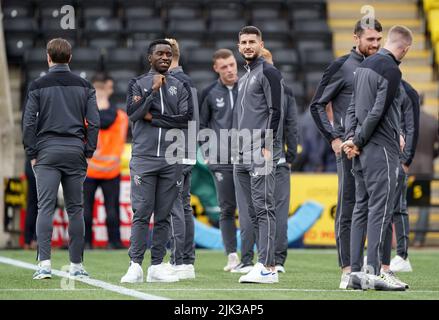 Antonio Colak und Fashion Sakala der Rangers auf dem Spielfeld vor dem Cinch Premiership-Spiel in der Tony Macaroni Arena, Livingston. Bilddatum: Samstag, 30. Juli 2022. Stockfoto