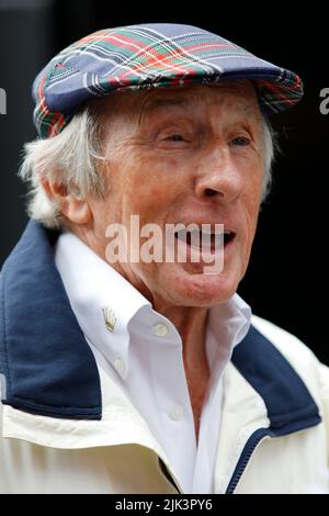 Magyorod, Ungarn. 30. Juli 2022. Formel 1 großer Preis von Ungarn in Hungaroring, Ungarn. Im Bild: Sir Jackie Stewart im Fahrerlager der Formel 1 © Piotr Zajac/Alamy Live News Stockfoto