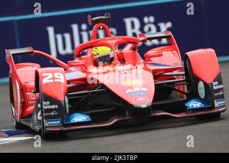 London, Vereinigtes Königreich . 30.. Juli 2022. 29 SIMS Alexander (gbr), Mahindra Racing, Mahindra M7Electro, Aktion während des ePrix von London 2022, 9. Treffen der ABB FIA Formula E Weltmeisterschaft 2021-22, auf dem Excel London vom 30. Bis 31. Juli in London, Großbritannien - Foto: Eric Alonso/DPPI/LiveMedia Kredit: Unabhängige Fotoagentur/Alamy Live News Stockfoto