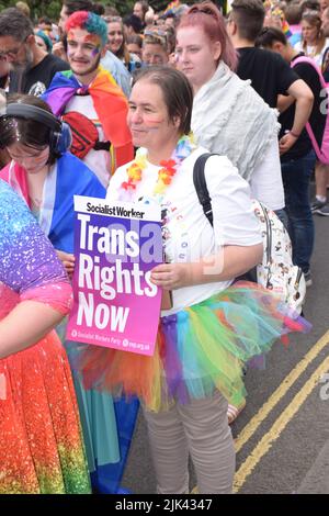 Norwich, England, Großbritannien, 30. Juli 2022. Stolz-Parade. Kredit: Liz Somerville/Alamy Live Nachrichten Stockfoto