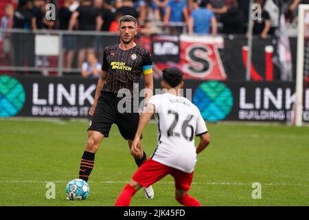 UTRECHT, NIEDERLANDE - 30. JULI: Sergiy Kryvtsov von Sakhtar Donetsk während des Freundschaftsspiels zwischen dem FC Utrecht und Shakhtar Donetsk in De Galgenwaard am 30. Juli 2022 in Utrecht, Niederlande (Foto: Joris Verwijst/Orange Picts) Stockfoto