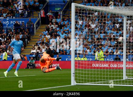 Leicester, Vereinigtes Königreich - JULI 30 :Liverpools Trent Alexander-Arnold Scorewährend des FA Community Shield-Spiels zwischen Liverpool und Manchester City im King Power Stadium, am 30.. Juli 2022 in Leicester, Vereinigtes Königreich Credit: Action Foto Sport/Alamy Live News Stockfoto