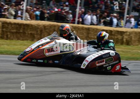 Maria Costello, LCR Kawasaki F2, Contemporary Racing Motorcycles, aktuelle Solo-Rennmotorräder und Beiwagen-Outfits, Goodwood Festival of Speed, The Stockfoto