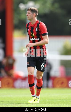 Bournemouth, Großbritannien. 30.. Juli 2022; Vitality Stadium, Boscombe, Dorset, England: Vor der Saison freundlich, AFC Bournemouth versus Real Sociedad: Chris Mepham of Bournemouth Credit: Action Plus Sports Images/Alamy Live News Stockfoto