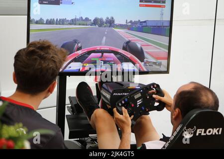 MOGYOROD, BUDAPEST, Ungarn. 30.. Juli 2022. Simulator mit #88, Robert Kubica, POL, Alfa Romeo Racing F1 Team, Credit: SPP Sport Press Photo. /Alamy Live News Stockfoto