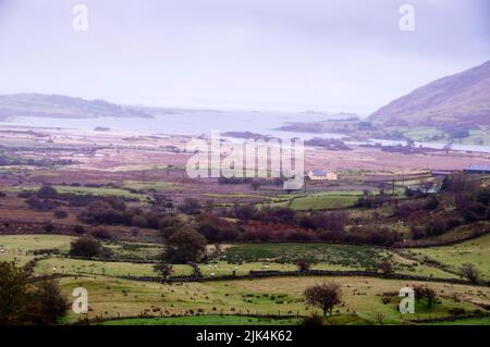 Lough Mask und die Partry Mountains in der Nähe von Toormakeady, Irland. Stockfoto