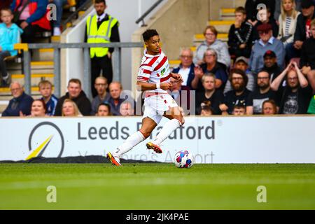 The University of Bradford Stadium, Bradford, England - 30.. Juli 2022 Kyle Knoyle (2) of Doncaster - während des Spiels Bradford City gegen Doncaster Rovers, Sky Bet League Two, 2022/23, The University of Bradford Stadium, Bradford, England - 30.. Juli 2022 Credit: Arthur Haigh/WhiteRoseFotos/Alamy Live News Stockfoto