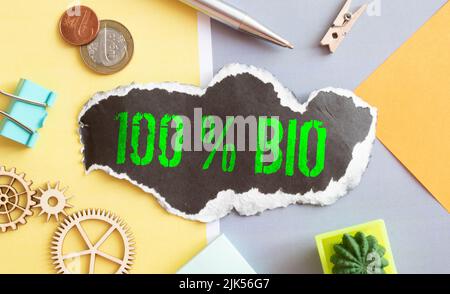 Tag auf einer Tafel - 100 Prozent Bio. Stockfoto