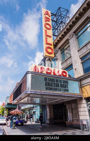 New York, NY/USA - 05-07-2016: Tagsüber im Apollo Theater in Upper Manhattan. Stockfoto