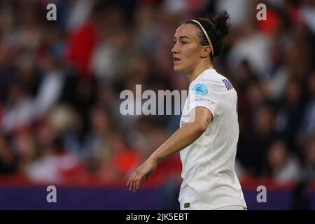 Sheffield, England, 26.. Juli 2022. Lucy Bronze von England während des Spiels der UEFA Women's European Championship 2022 in Bramall Lane, Sheffield. Bildnachweis sollte lauten: Jonathan Moscrop / Sportimage Stockfoto