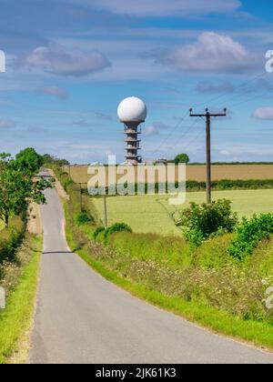 5. Juli 2019: Normanby Le Wolds Lincolnshire, Großbritannien - Claxby National Air Traffic Services (NATS) in der Landschaft von Licolnshire. Stockfoto