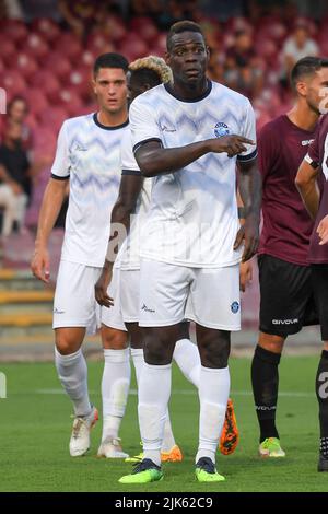 SALERNO, ITALIEN - 30. JULI: Mario Balotelli von Adana Demirspor während der Angelo Iervolino Trophy mit Adana Demirspor, Reggina 1914 und US Salernitana AT Stockfoto