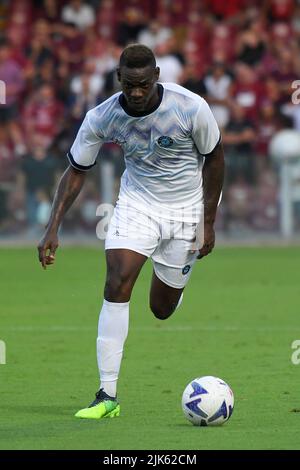 SALERNO, ITALIEN - 30. JULI: Mario Balotelli von Adana Demirspor während der Angelo Iervolino Trophy mit Adana Demirspor, Reggina 1914 und US Salernitana AT Stockfoto