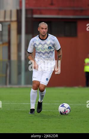 SALERNO, ITALIEN - 30. JULI: Yaroslav Rakitskyi von Adana Demirspor während der Angelo Iervolino Trophy mit Adana Demirspor, Reggina 1914 und US Salernitana Stockfoto