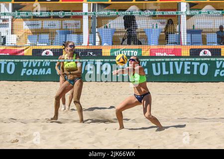 Lido Tricheco Beach, Termoli, Italien, 31. Juli 2022, Valentina Gottardi im Einsatz während Campionato Italiano Assoluto Gold (day3) - Beach Volley Stockfoto