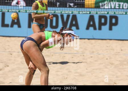 Lido Tricheco Beach, Termoli, Italien, 31. Juli 2022, Marta Menegatti jubeln während Campionato Italiano Assoluto Gold (day3) - Beach Volley Stockfoto