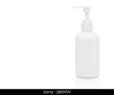 Weiße Haut Creme Glas isoliert auf weißem Hintergrund mit Clipping-Pfad, Copy Space Stockfoto