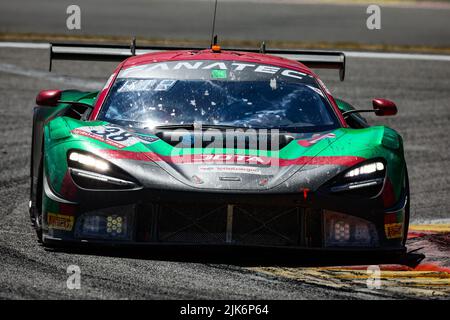 Spa, Belgien. 31.. Juli 2022. 38 Jota, McLaren 720 S GT3 von Rob BELL, Oliver WILKINSON, Marvin KIRCHHÖFER, im Einsatz während der TotalEnergies 24 Stunden von Spa 2022, 7. Runde der Fanatec GT World Challenge Europe 2022 Powered by AWS, vom 27. Bis 31. Juli 2021 auf dem Circuit de Spa-Francorchamps, in Stavelot, Belgien - Photo Florent Gooden / DPPI Credit: DPPI Media/Alamy Live News Stockfoto