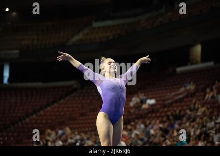 Utah, USA. 30.. Juli 2022. 30. Juli 2022: Joscelyn Roberson von NE Texas Elite tritt während der U.S. Classic Senior Women 2022 im Maverick Center in West Valley City, UT, an. Melissa J. Perenson/CSM Credit: CAL Sport Media/Alamy Live News Stockfoto