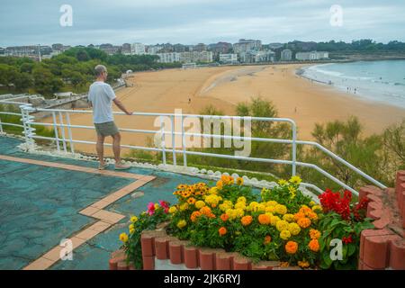 Aussichtspunkt über den Strand. Piquio Gardens, El Sardinero, Santander, Kantabrien, Spanien. Stockfoto