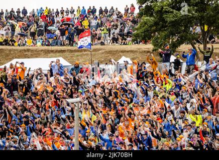 Budapest, Ungarn. 31.. Juli 2022. BUDAPEST - Fans nach dem Großen Preis von Ungarn auf dem Hungaroring Circuit am 31. Juli 2022 in Budapest, Ungarn. REMKO DE WAAL Kredit: ANP/Alamy Live News Stockfoto