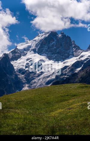 National Parc des Écrins in Frankreich. Blick auf La Meije (3984 Meter). Stockfoto