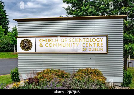 Der Eingang zur Church of Scientology Church in Firhouse Road, Tallaght, Dublin, Irland. Stockfoto