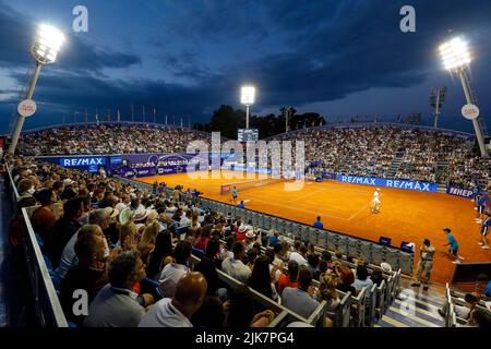 UMAG, KROATIEN - 31. JULI: Blick auf das Stadion während des Men’s Single Finalspieles am 8. Tag der Croatia Open Umag 2022 im Goran Ivanisevic ATP Stadion am 31. Juli 2022 in Umag, Kroatien. Foto: Jurica Galoic/PIXSELL Credit: Pixsell Foto- und Videoagentur/Alamy Live News Stockfoto