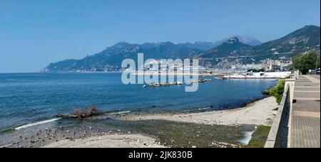 Die Promenade der schönen Stadt Salerno, Kampanien, Italien, Stockfoto